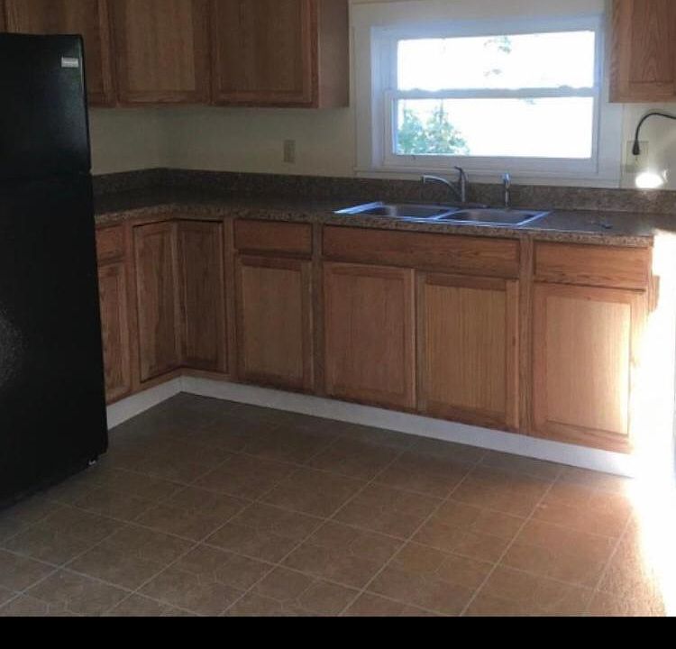 2nd image of 10 Berger Hill Rd