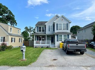 769 211th St, Pasadena, MD 21122