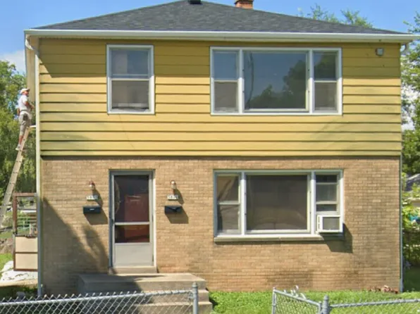5803 N 68th St, Milwaukee, WI 53218