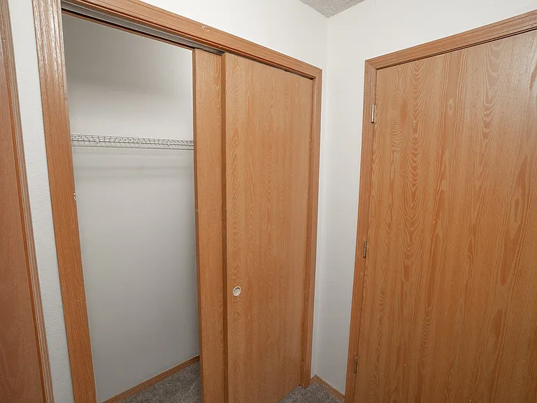 Main Bedroom Extra Closet Space