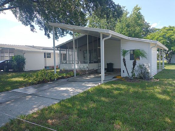 2nd image of 14461 Palos Pl