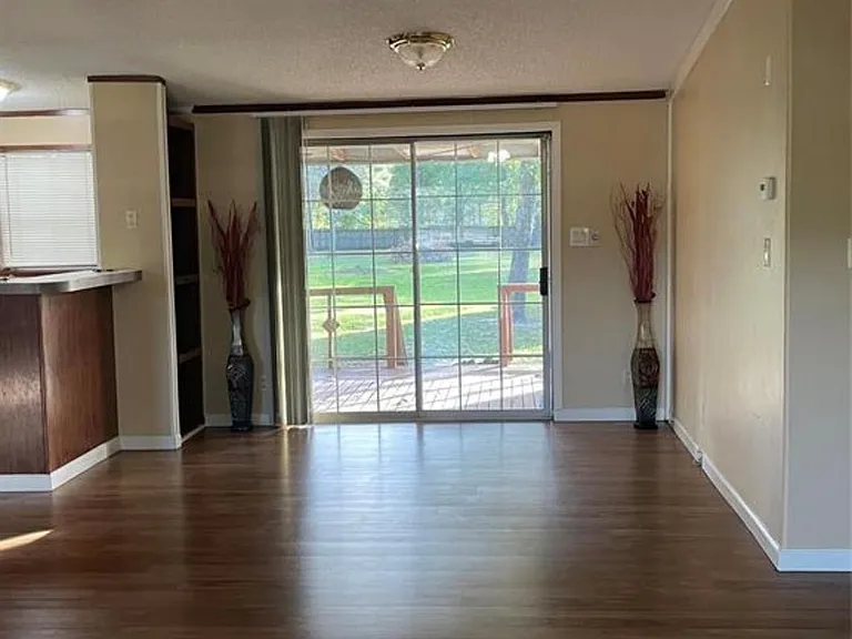 16870 Old Highway 105 E — Photo 2