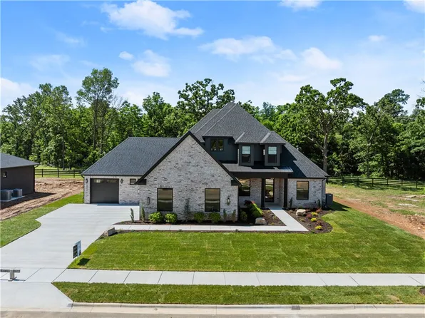 3803 SW Limelight Ln, Bentonville, AR 72713
