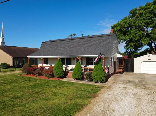 59 Church Ln, Warsaw, VA 22572