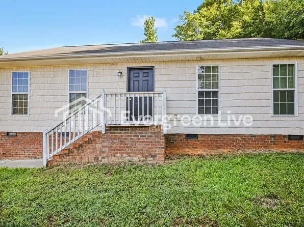 515 Denny Rd, Greensboro, NC 27405