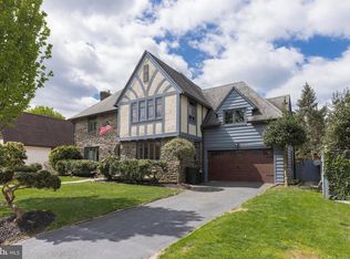 540 Irvington Rd, Drexel Hill, PA 19026