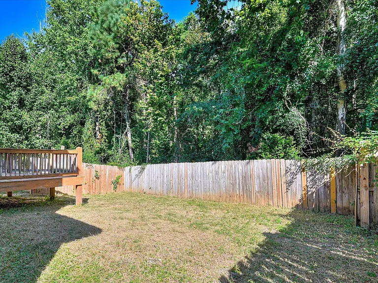 2928 Aylesbury Dr — Photo 37