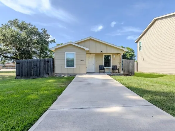 3401 3rd St, Bay City, TX 77414