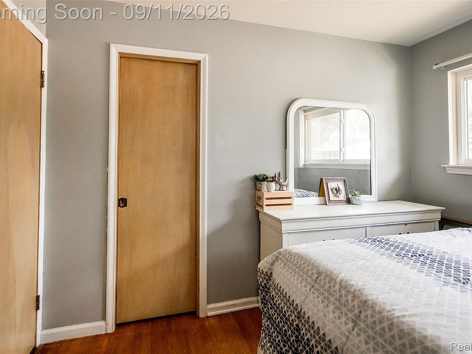 24031 Seneca Ave, photo 15