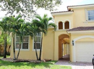 121708 SW 21st St, Hollywood, FL 33027