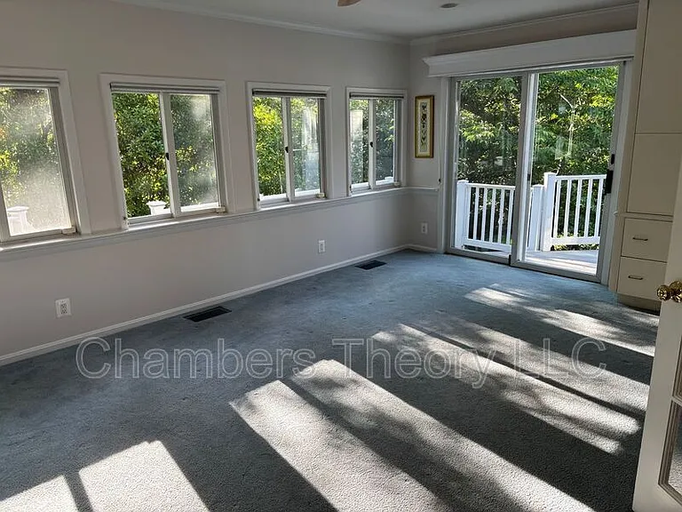 4216 Worcester Dr — Photo 10