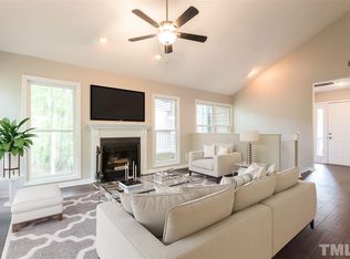 3505 Willowtree Ln, Clayton, NC 27520