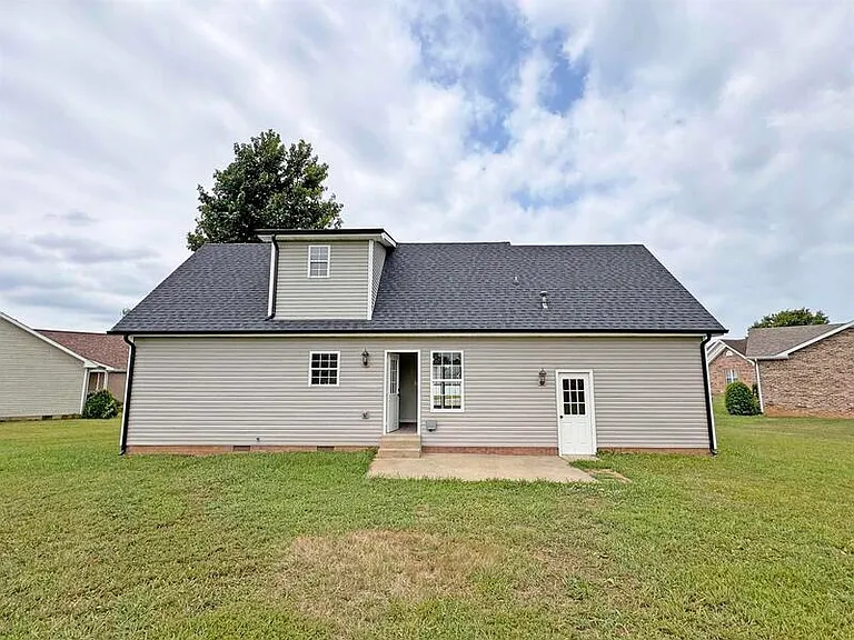 289 Ballygar Ct — Photo 15