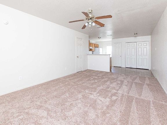 5th image of 4207 Primrose Dr Unit B