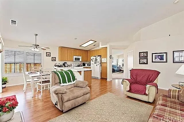 44725 Lorraine Dr — Photo 6