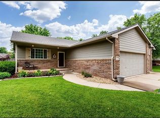 2717 N Parkridge St, Wichita, KS 67205