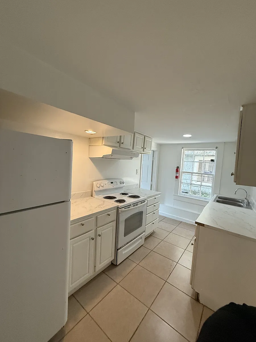 Building Photo - 7800 Saint Charles Ave #F
