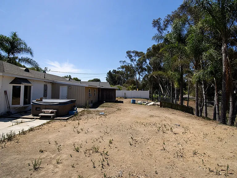 1953 Republic Ave — Photo 12