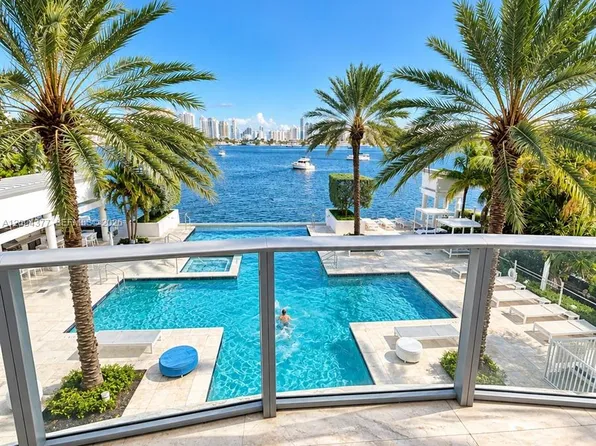 17301 Biscayne Blvd APT 211, Aventura, FL 33160