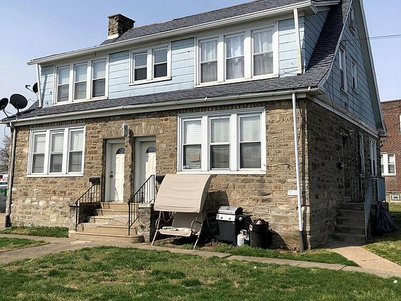 3rd image of 6370 Oxford Ave APT D