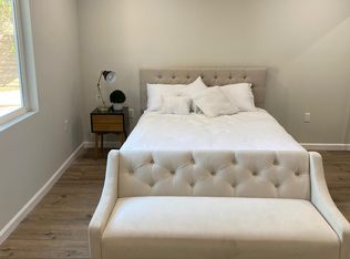 6952 Tampa Ave, Reseda, CA 91335