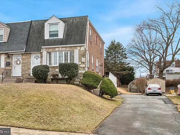 2nd image of 8637 Bridle Rd