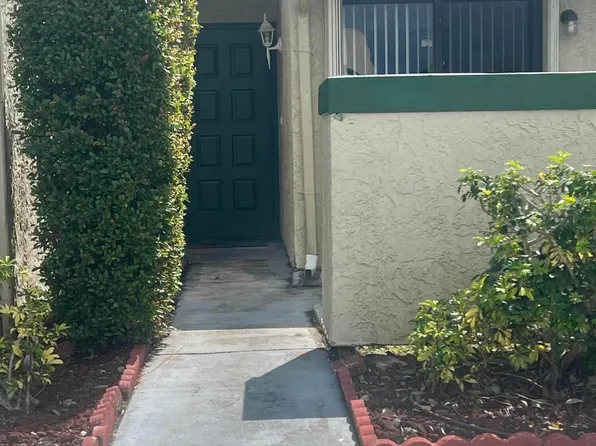 566 SW Sara Boulevard, Port St Lucie, FL 34953