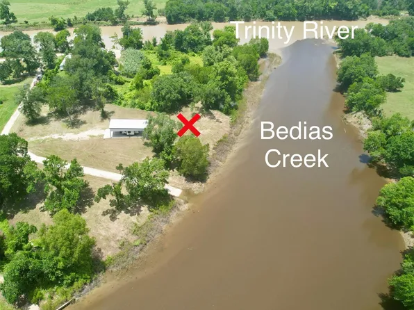 17653 River Rd, Midway, TX 75852