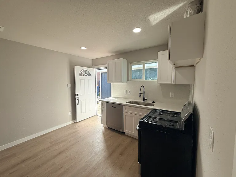 7909 Ford St #3 — Photo 7
