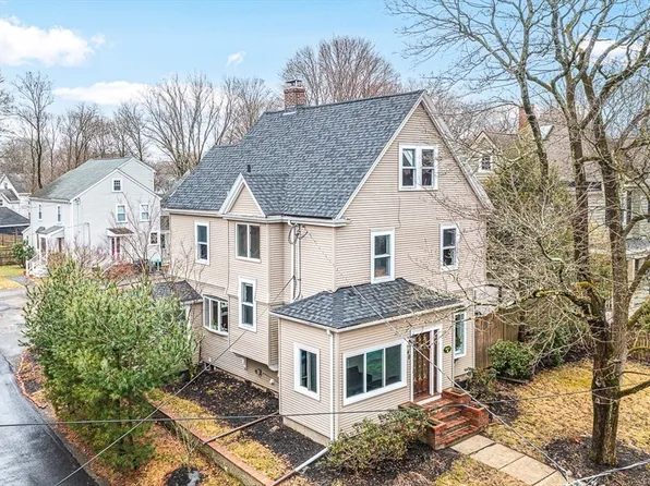 40 Fairview St, Dedham, MA 02026