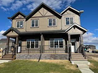 931 SW Legacy Cir SE, Calgary, AB T2X5A7