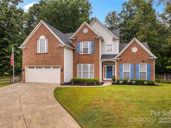 111 Alameda Cir, Mooresville, NC 28117