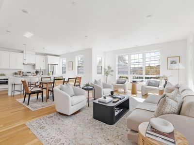 272 Lincoln St #104, Marlborough, MA, 01752