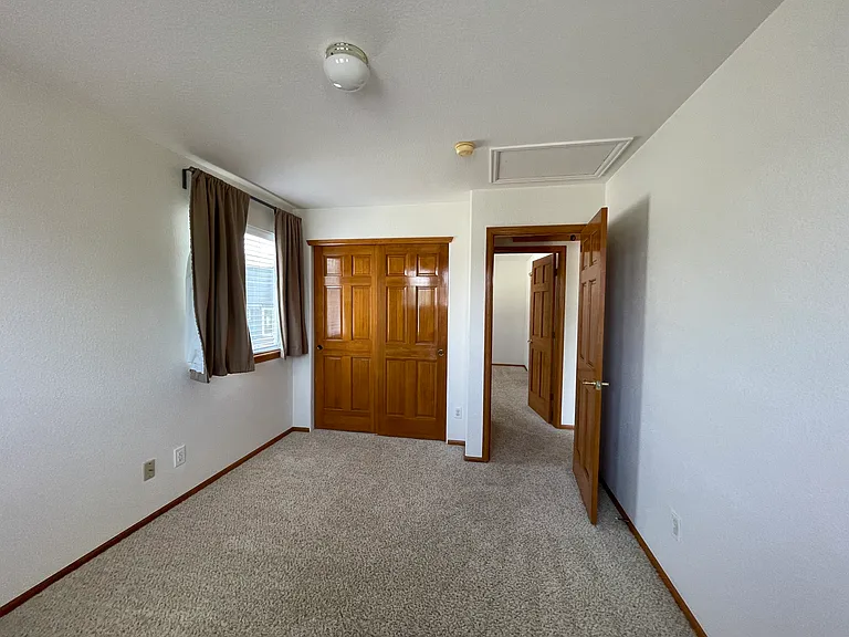 Upstairs Bedroom 3