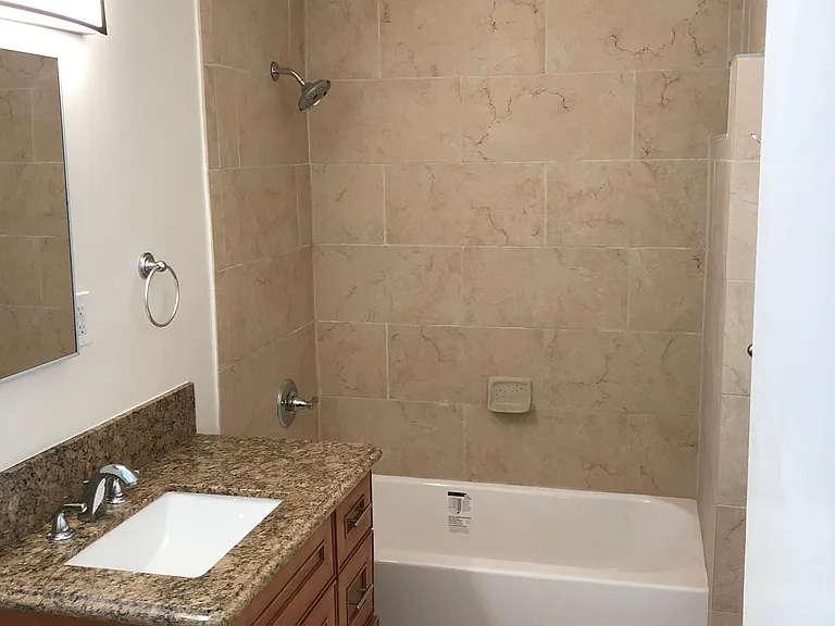 5439 Russell Ave #6 — Photo 16