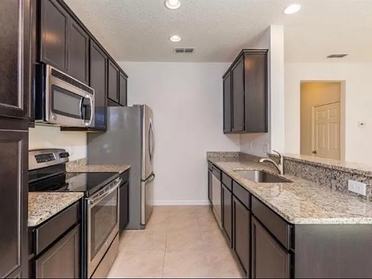 126 Moultrie Village Ln #1 — Photo 2
