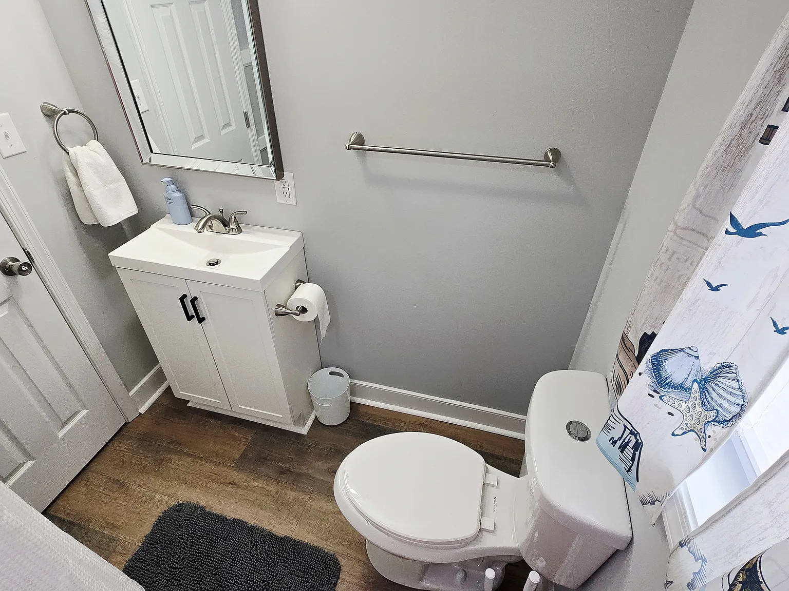 2 bed, 735 sqft, $2,175 — Photo 3
