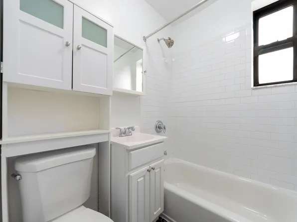 32-02 34th Avenue image 6 of 6