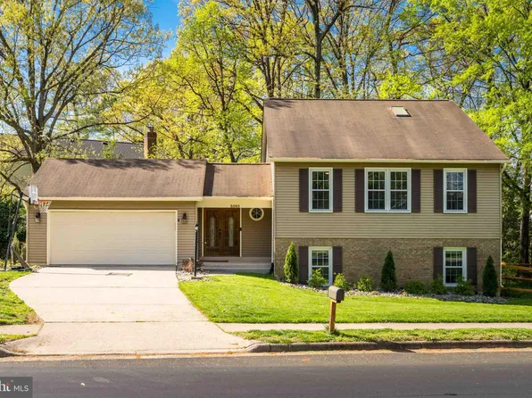 2583 John Milton Dr, Herndon, VA 20171