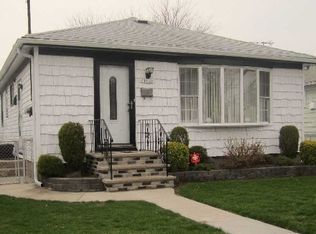 24130 148th Dr, Rosedale, NY 11422