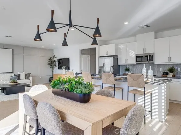 14224 Rollins St, Hesperia, CA 92345