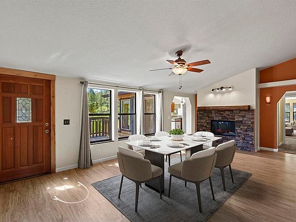 4th image of 251 Little Bear Drive