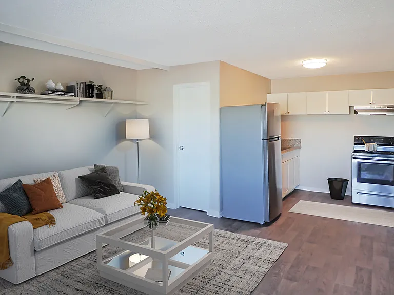 Stewart Arms - Apartments For Rent Las Vegas - Newly Renovated