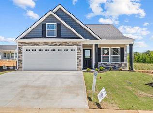1371 Romany Ct, Boiling Springs, SC 29316
