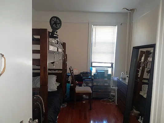 Rented by Aamen Realty | media 20