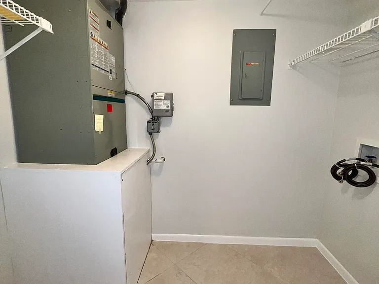 231 Pine Hov Cir #A-1 — Photo 11