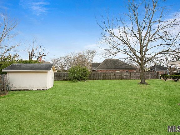 5th image of 1681 S Elaine Dr