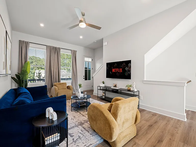 1389 Cozy Ct SE — Photo 6
