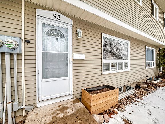 2nd image of 2131 Oak St #92