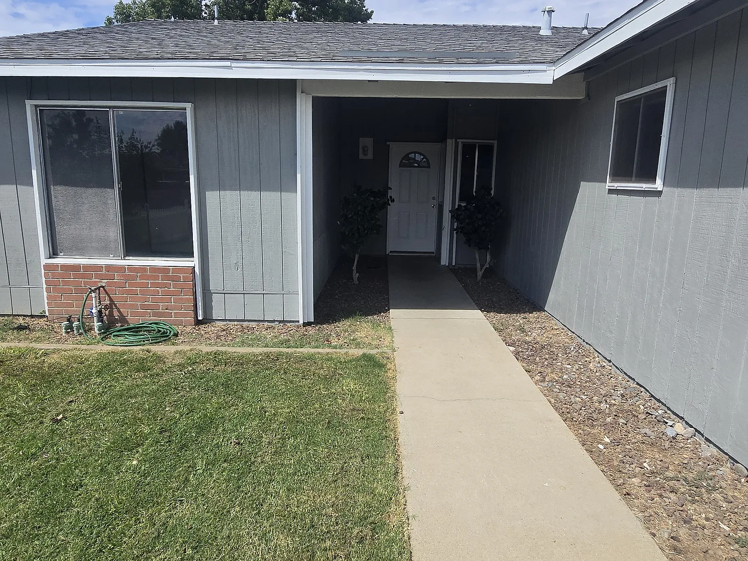 3 bed, 1111 sqft, $2,480 — Photo 2